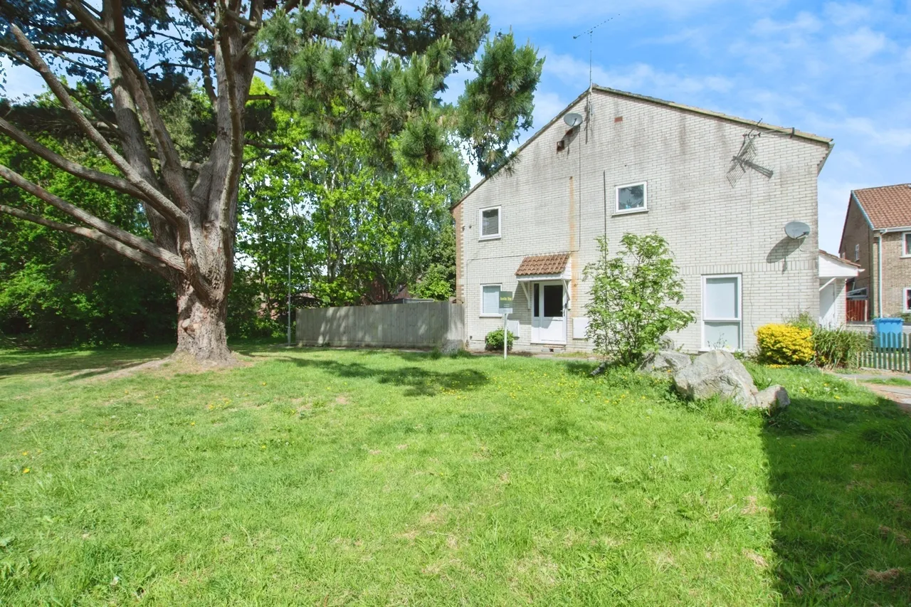 Bovington Close, Canford Heath, BH17, photo 16