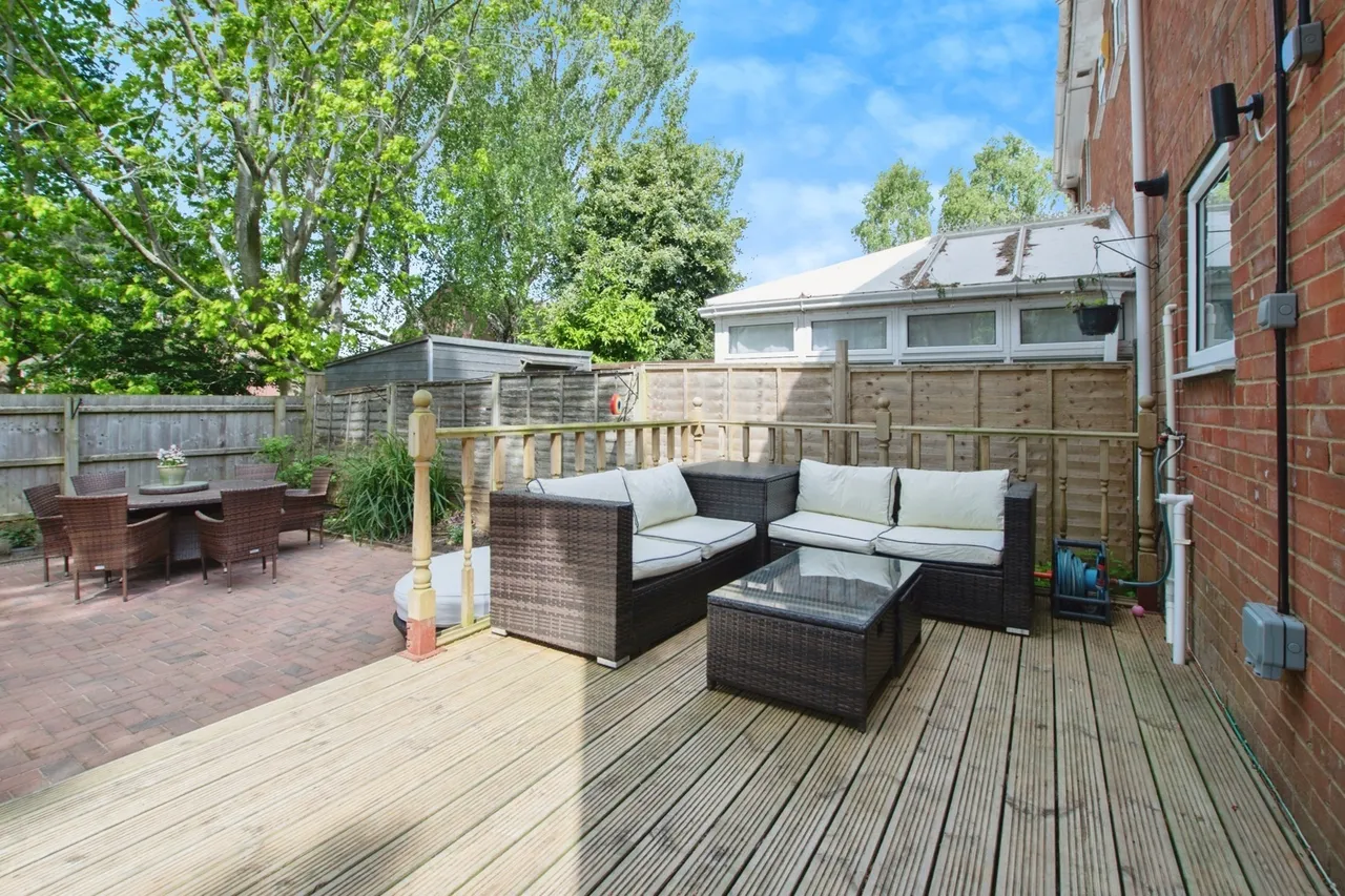Bovington Close, Canford Heath, BH17, photo 11