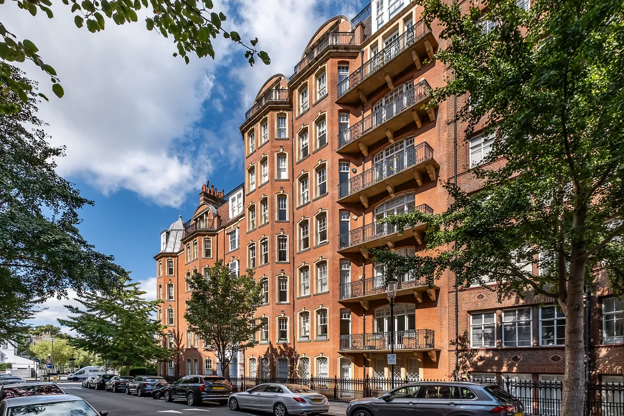 2 bed flat for sale — Oakwood Court, London, W14