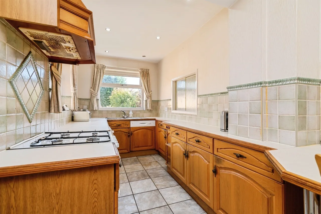 Southcliffe Road, Carlton, NG4, photo 9