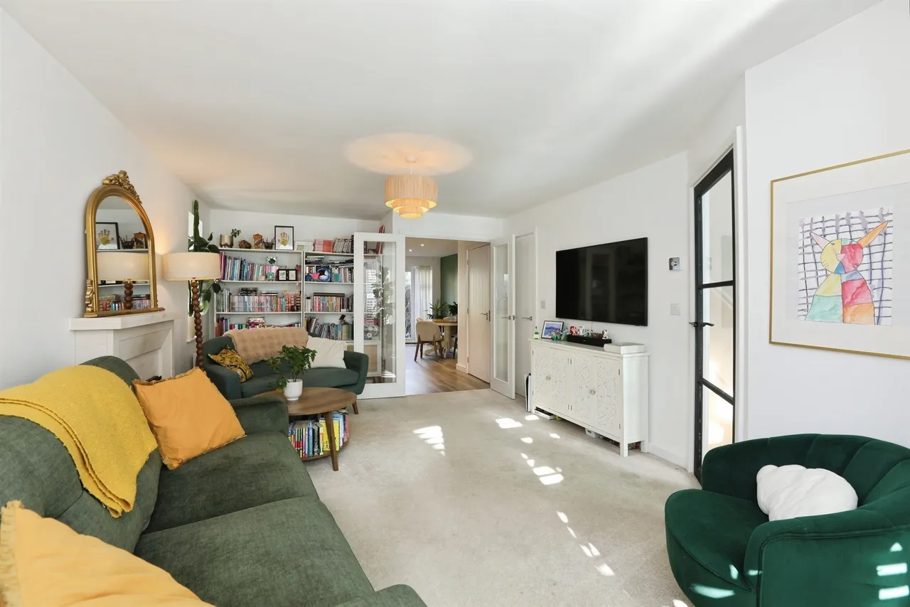Curf Way, Burgess Hill, RH15, photo 13