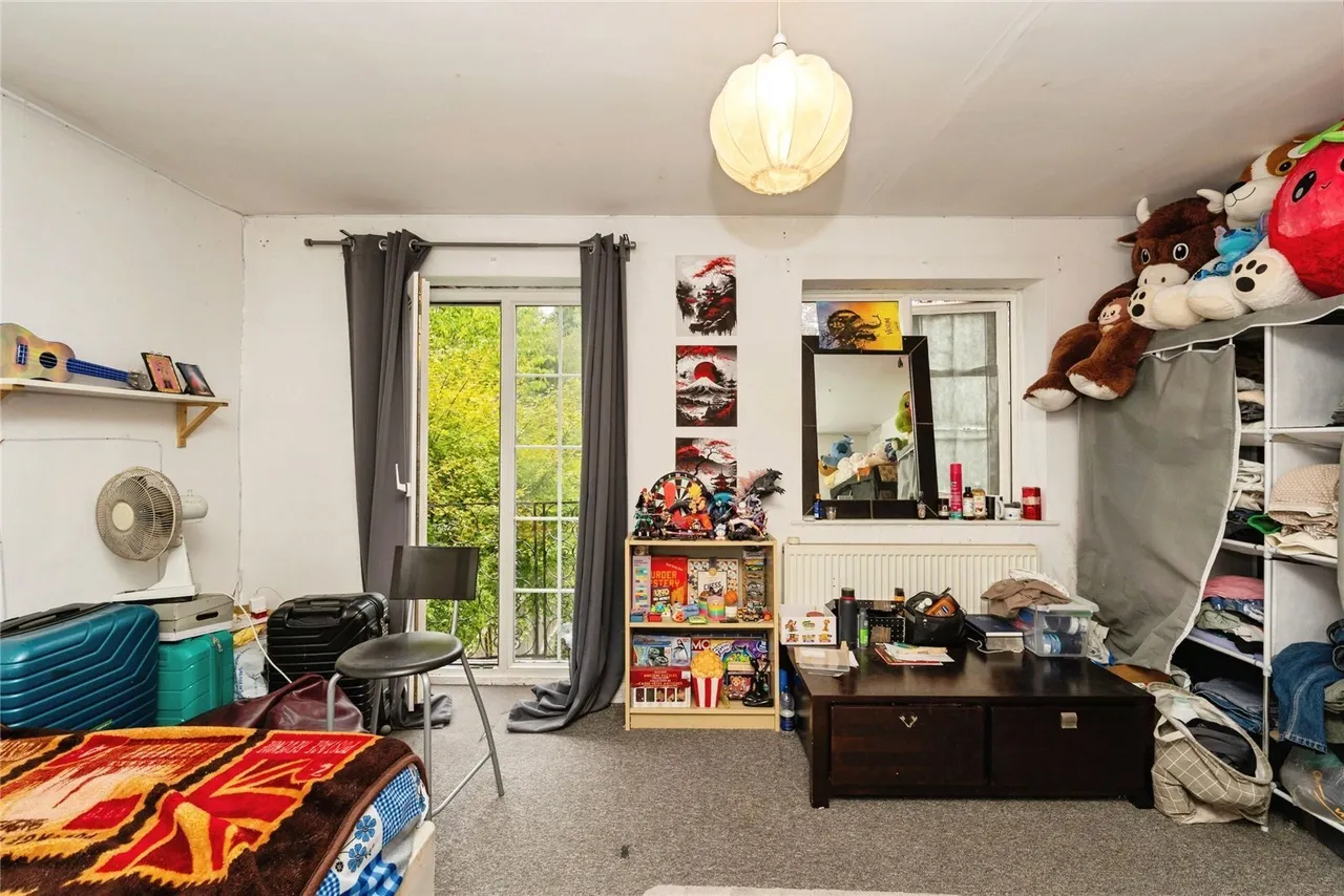 Eaton Drive, Kingston upon Thames, KT2, photo 4