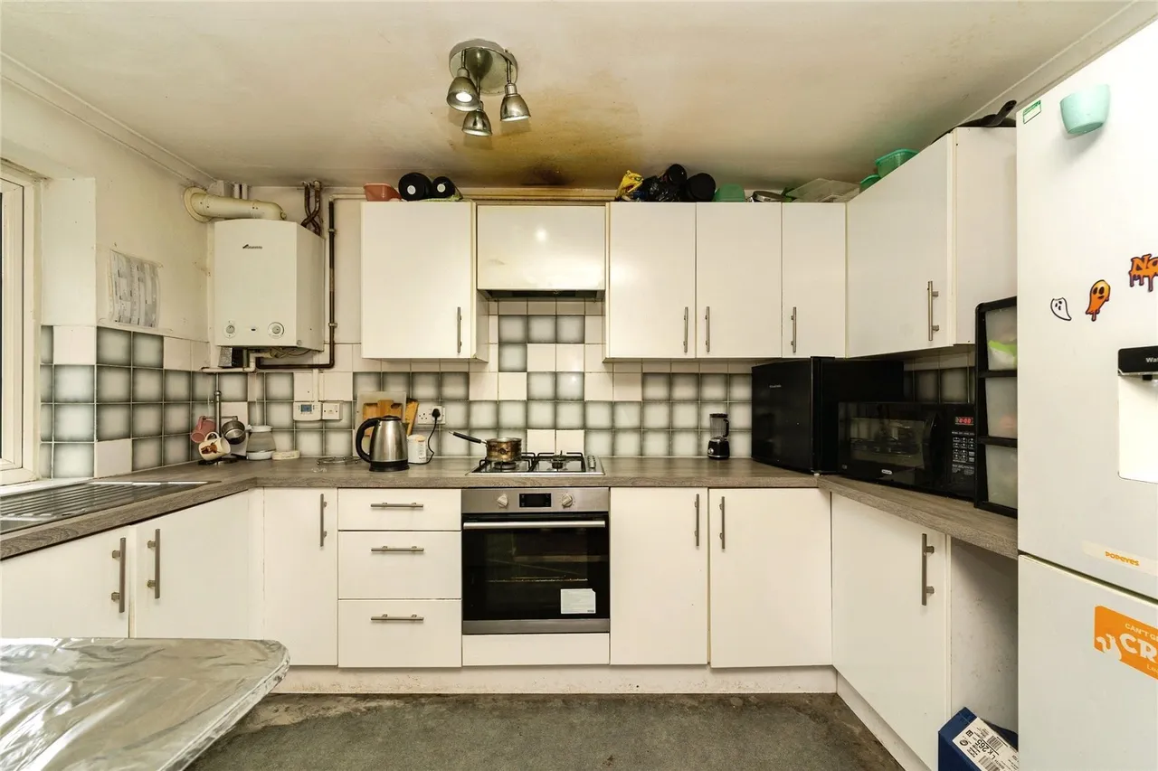 Eaton Drive, Kingston upon Thames, KT2, photo 14