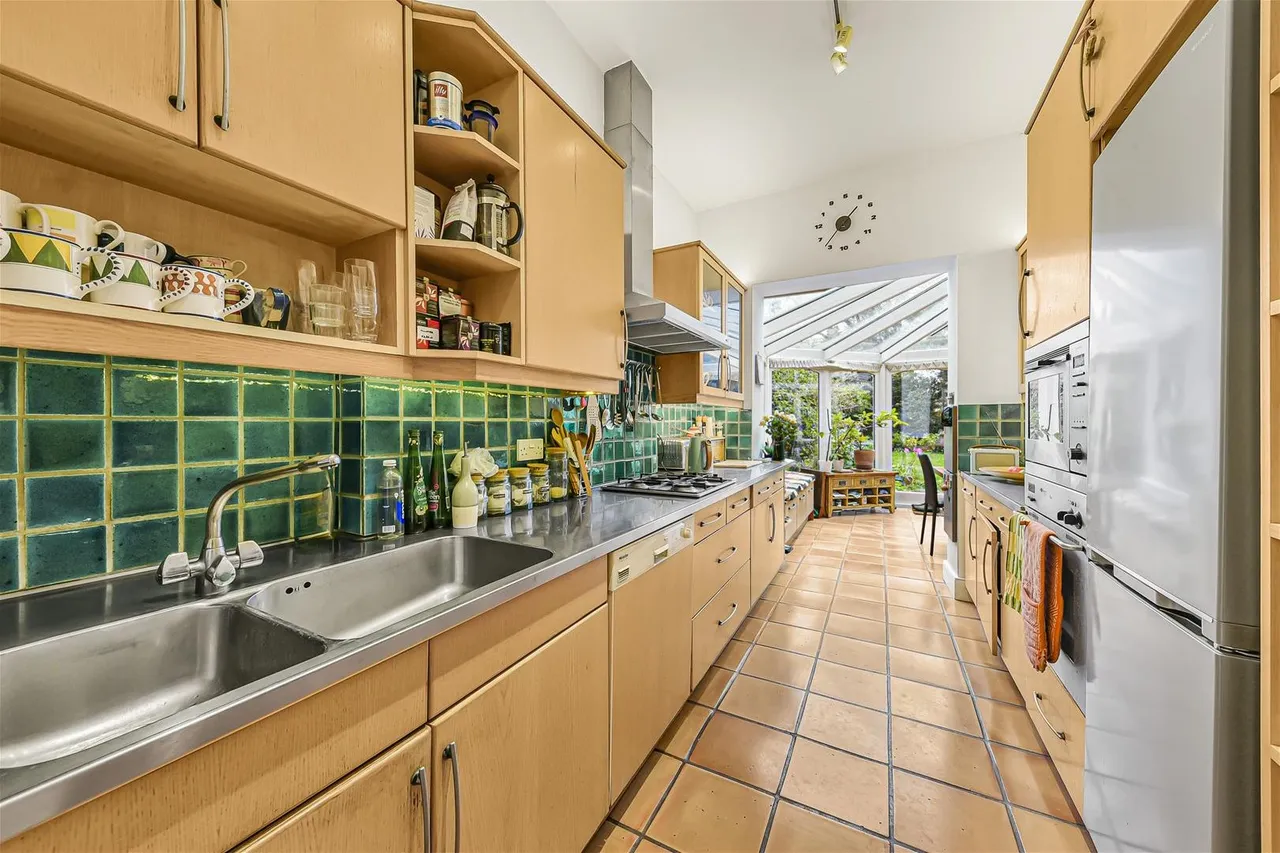Steeles Road, Belsize Park, NW3, photo 12