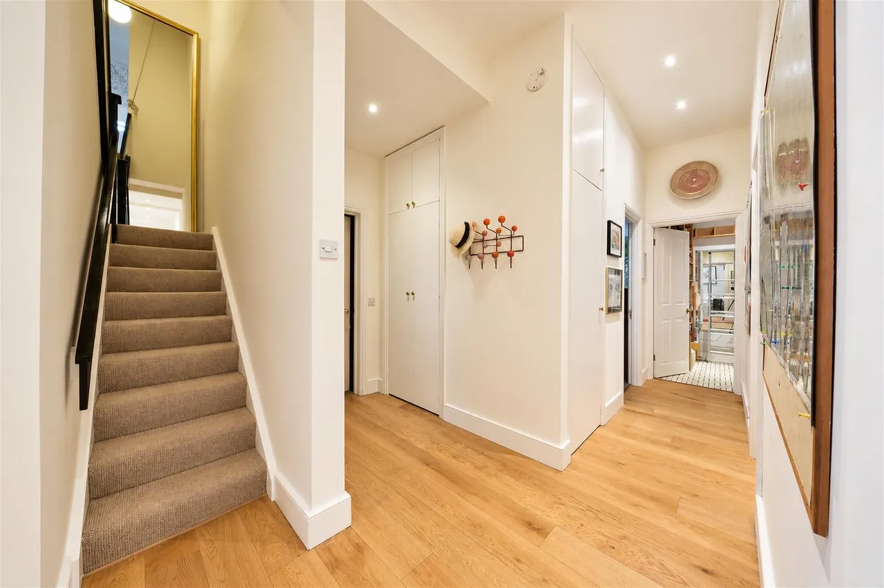Steeles Road, Belsize Park, NW3, photo 20