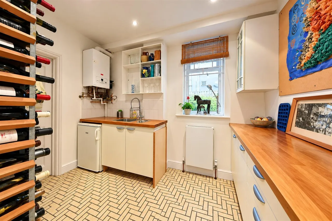 Steeles Road, Belsize Park, NW3, photo 22