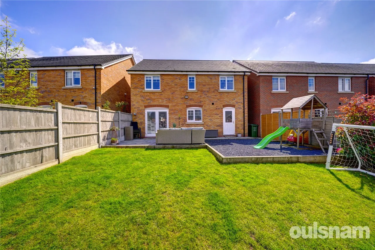 Hedgehog Walk, Droitwich, Worcestershire, WR9 7FE, photo 25