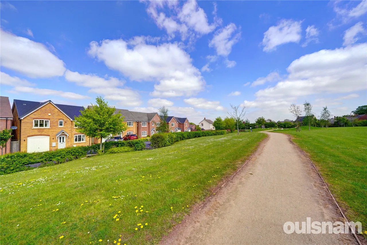 Hedgehog Walk, Droitwich, Worcestershire, WR9 7FE, photo 2