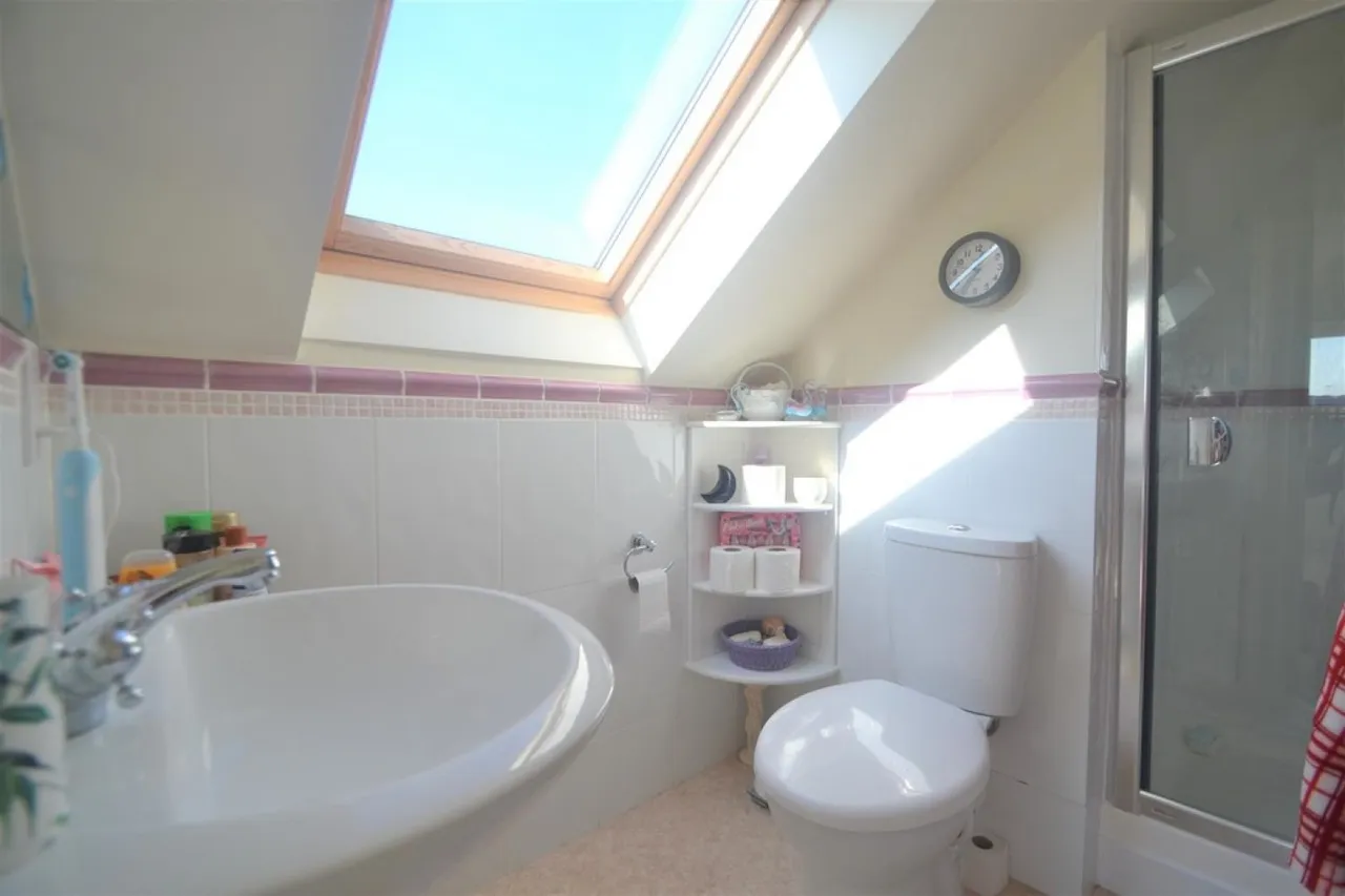 Ringwood, BH24, photo 12