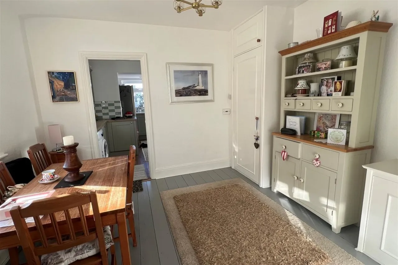 Ringwood, BH24, photo 9