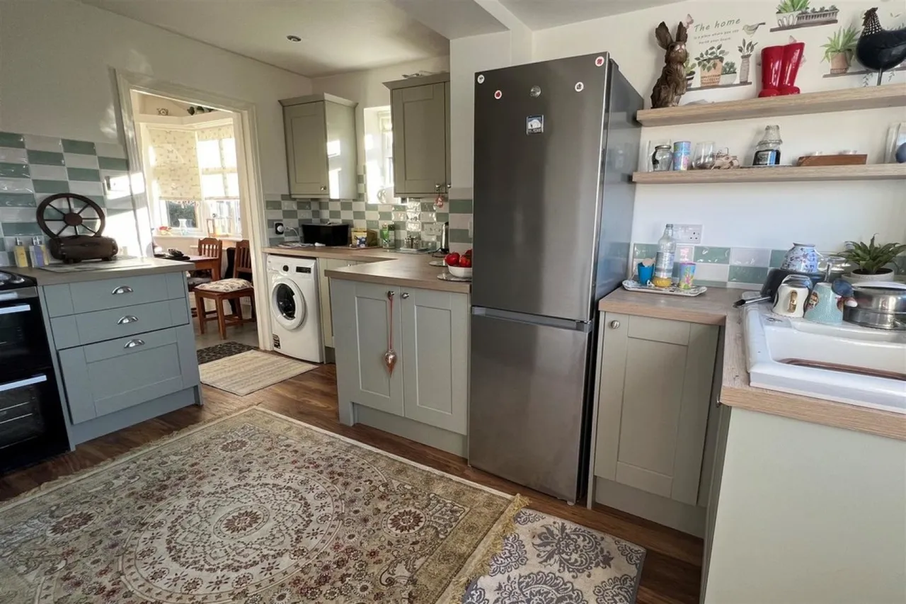 Ringwood, BH24, photo 7
