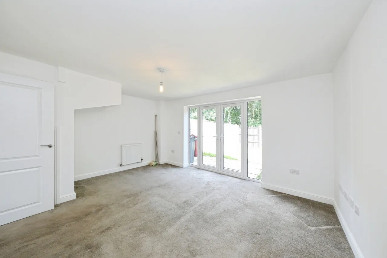 Highfield Avenue, Langwith Junction, Mansfield, Derbyshire, NG20, photo 6