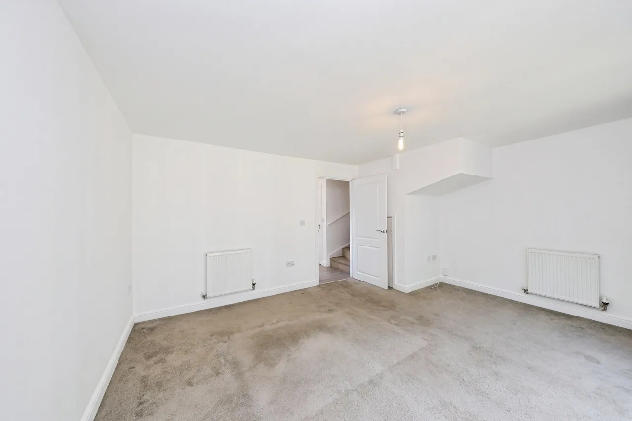 Highfield Avenue, Langwith Junction, Mansfield, Derbyshire, NG20, photo 5