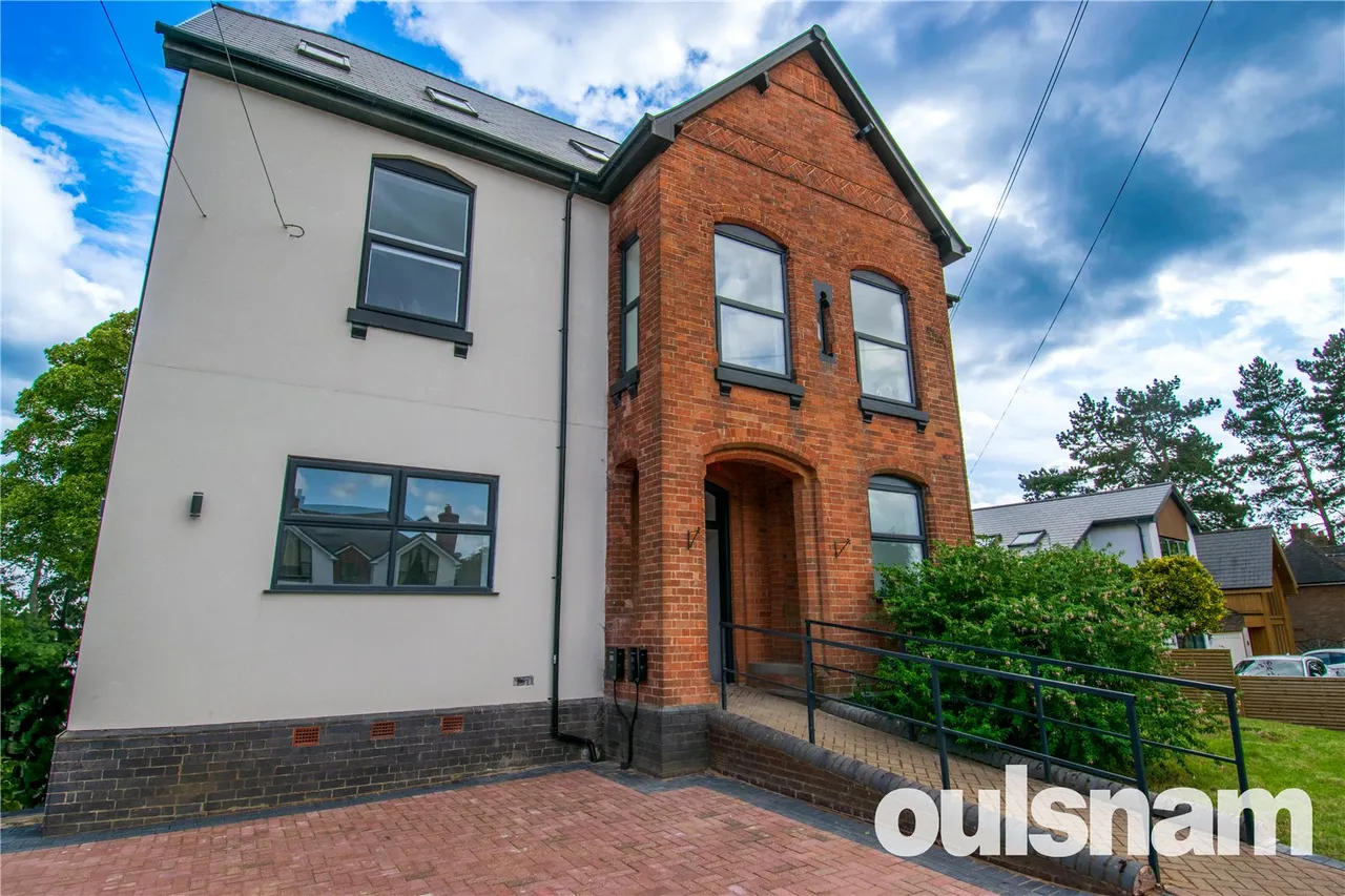 1 bed flat to rent, Old Birmingham Road, Marlbrook, B60