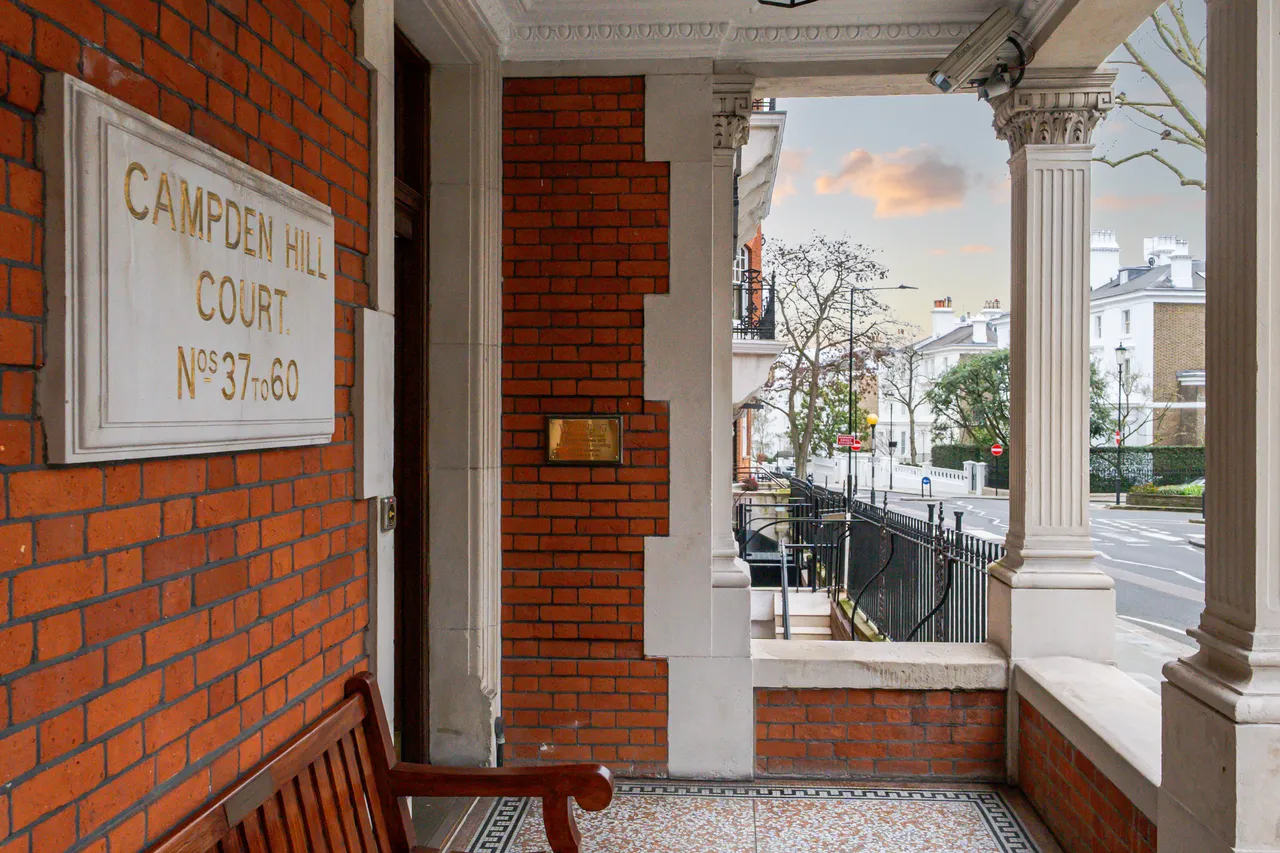 Campden Hill Road, London, W8, photo 12