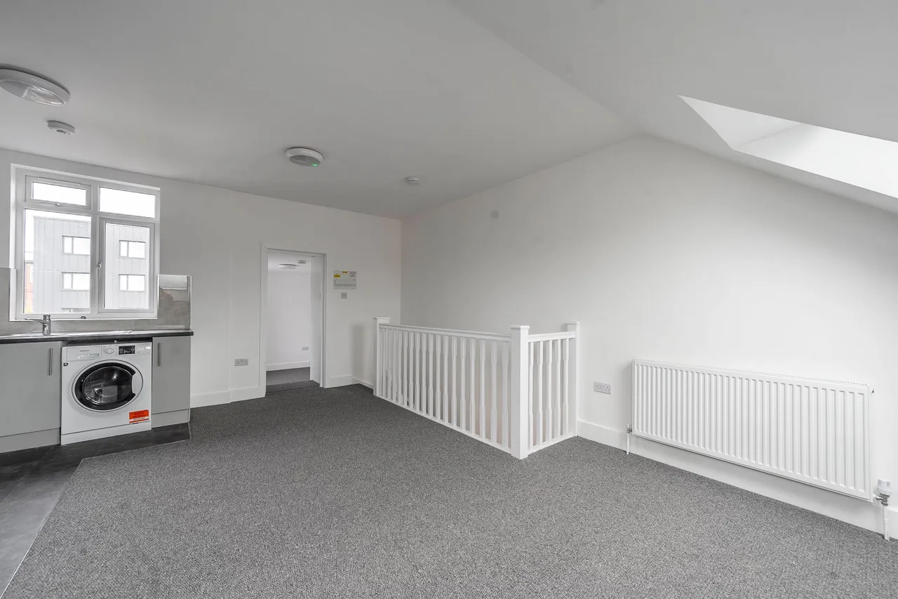 Flat 3, 41 Graham Road, Harrow, photo 6