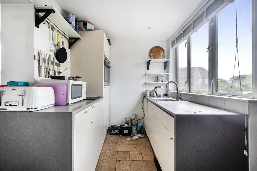 London Road, Newbury, RG14, photo 5