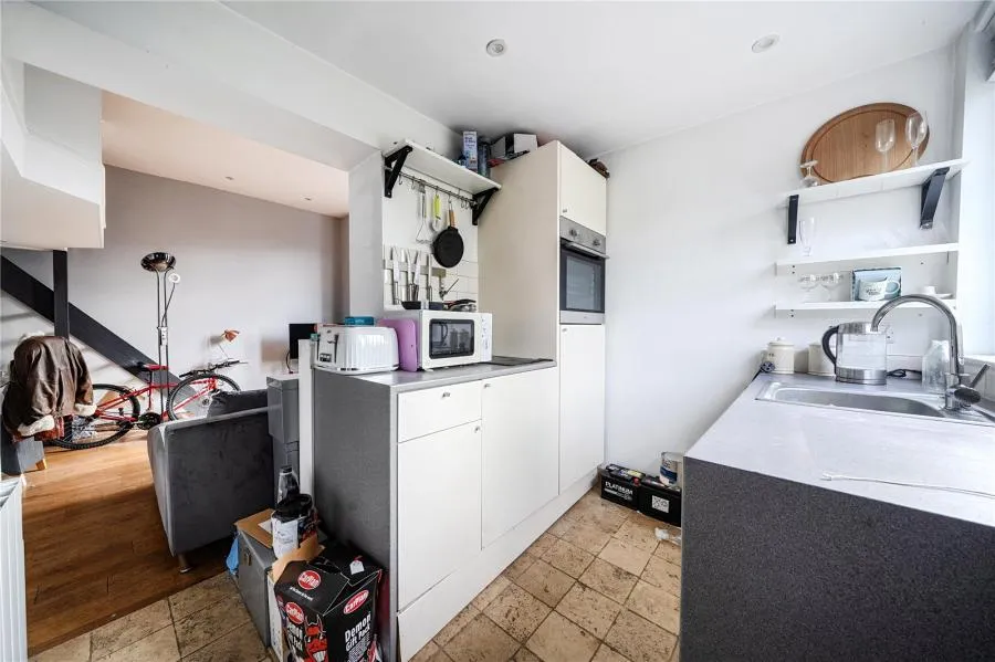 London Road, Newbury, RG14, photo 6