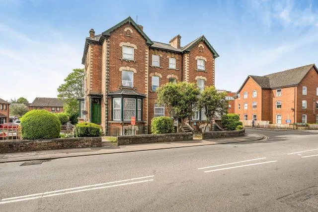 London Road, Newbury, RG14, photo 14