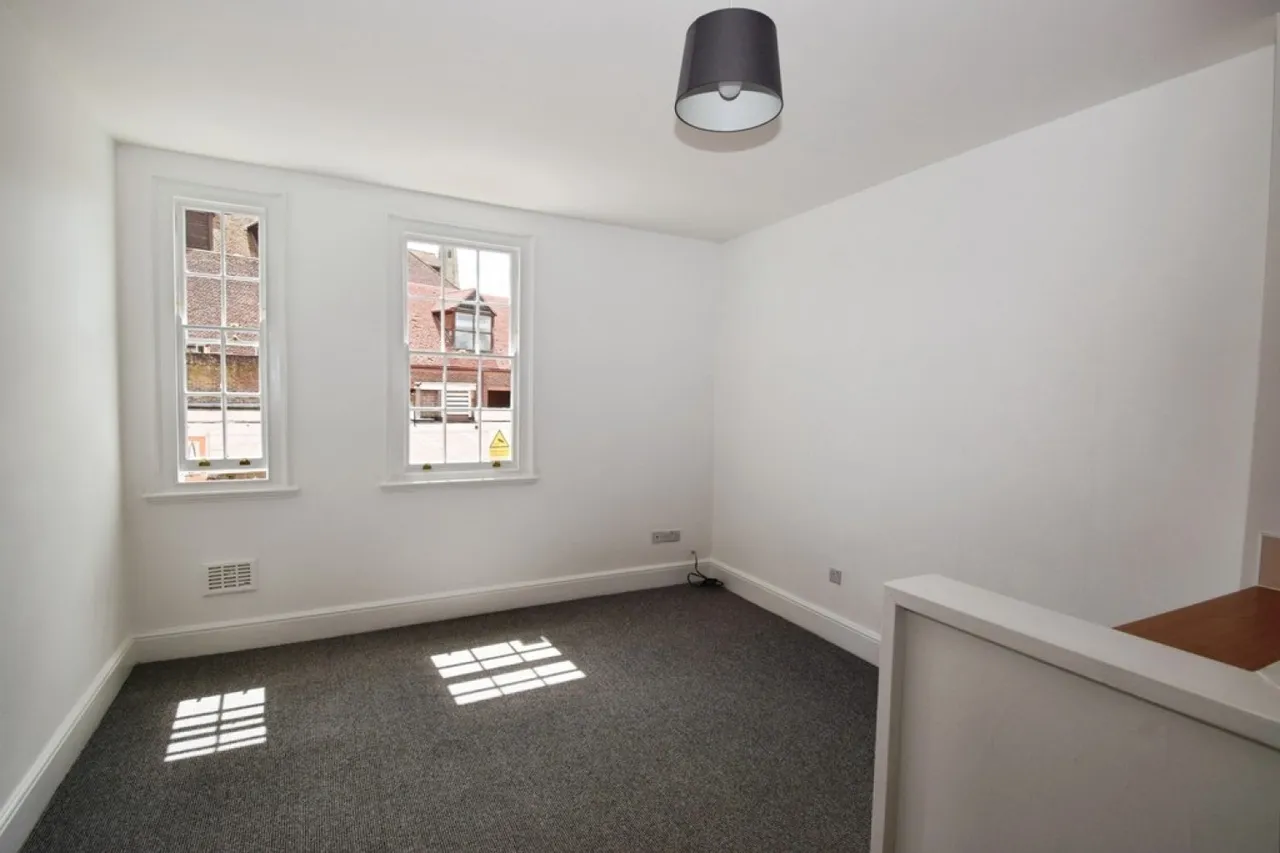 53-54 Broad Street, City Centre, photo 3