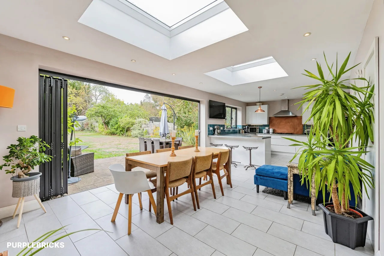 Hawes Lane, West Wickham, BR4, photo 2
