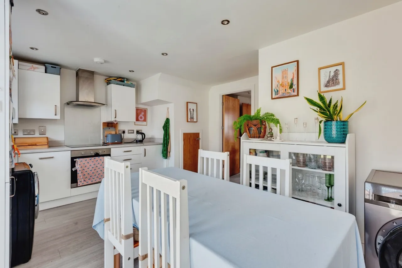 Harriers Crescent, Kirkby, L32, photo 7
