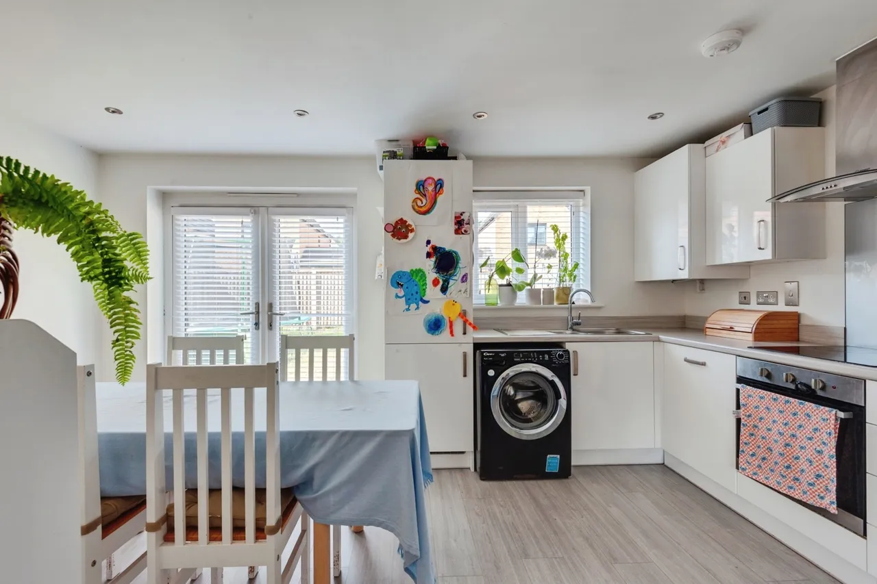Harriers Crescent, Kirkby, L32, photo 6