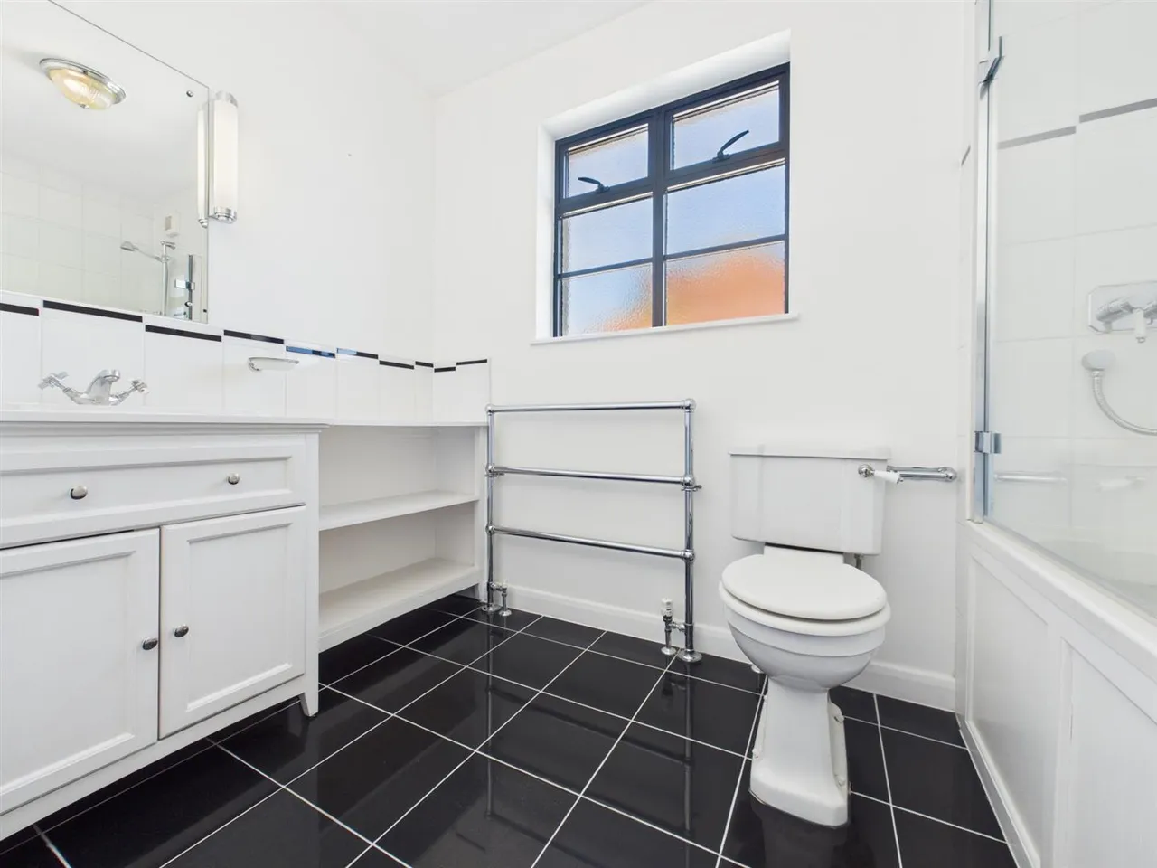 Windmill Hill, Ruislip, Middlesex, HA4 8QE, photo 11