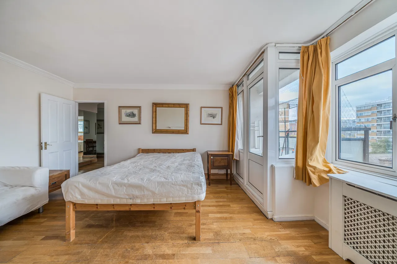 43 Bramwell House, Churchill Gardens, London, photo 6