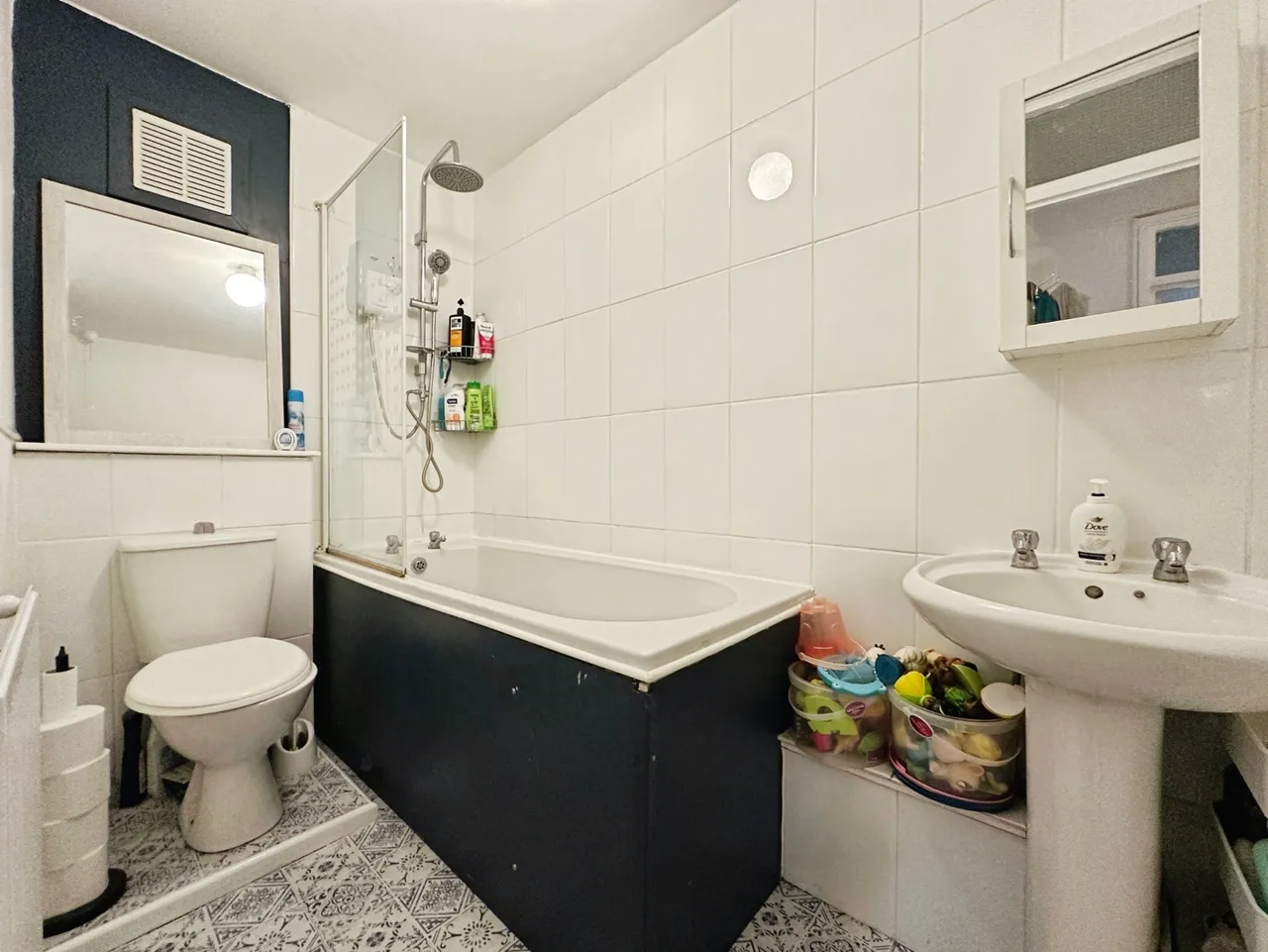 Dawsmere Close, Camberley, Surrey, GU15 1ST, photo 3