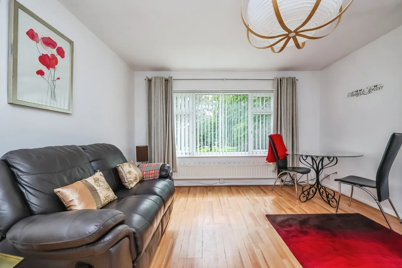 Glapton Lane, Clifton, Nottingham, NG11, photo 8