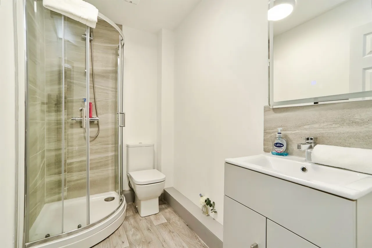 Green Lane, Yeadon, LEEDS, photo 8