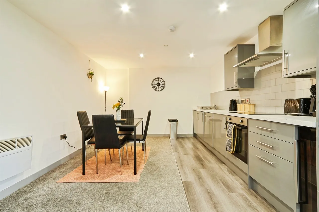 Green Lane, Yeadon, LEEDS, photo 5