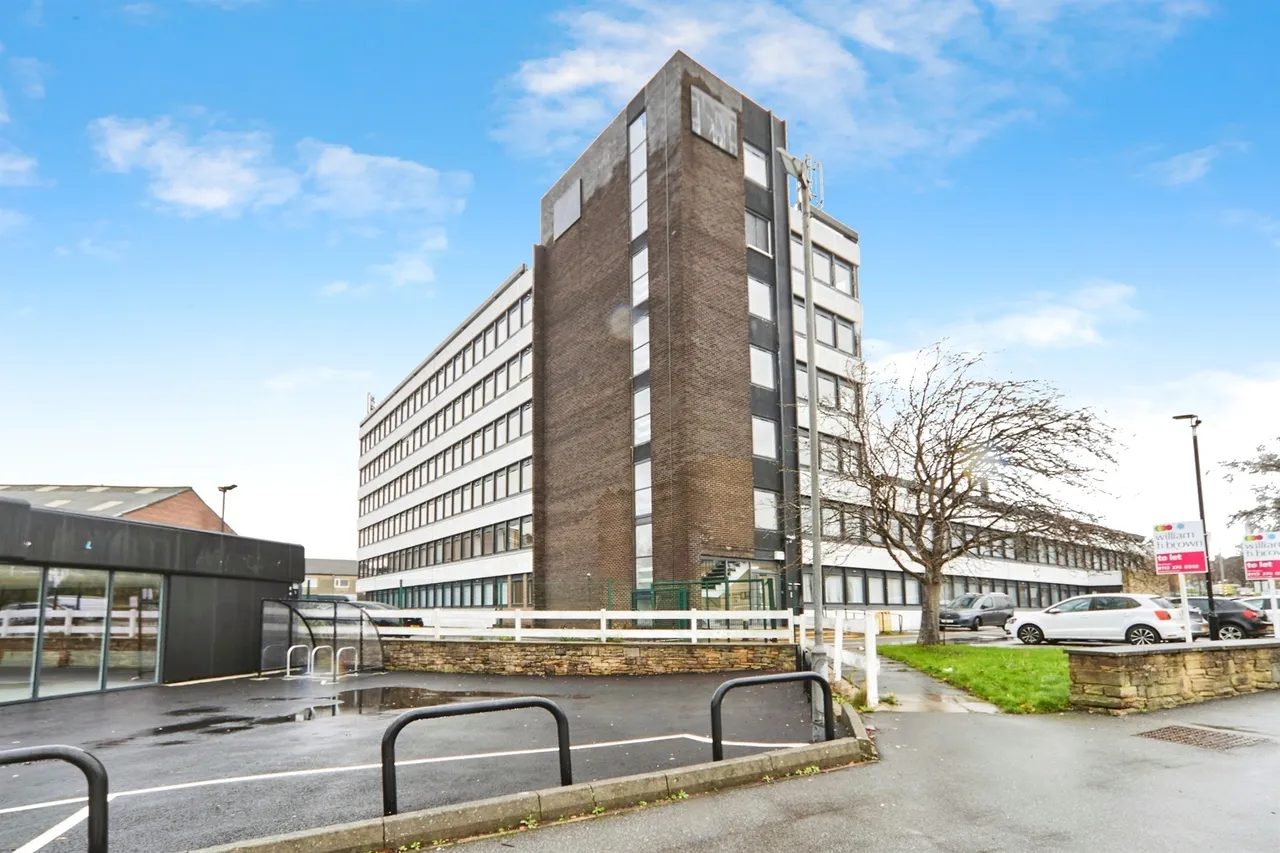 Green Lane, Yeadon, LEEDS, photo 10