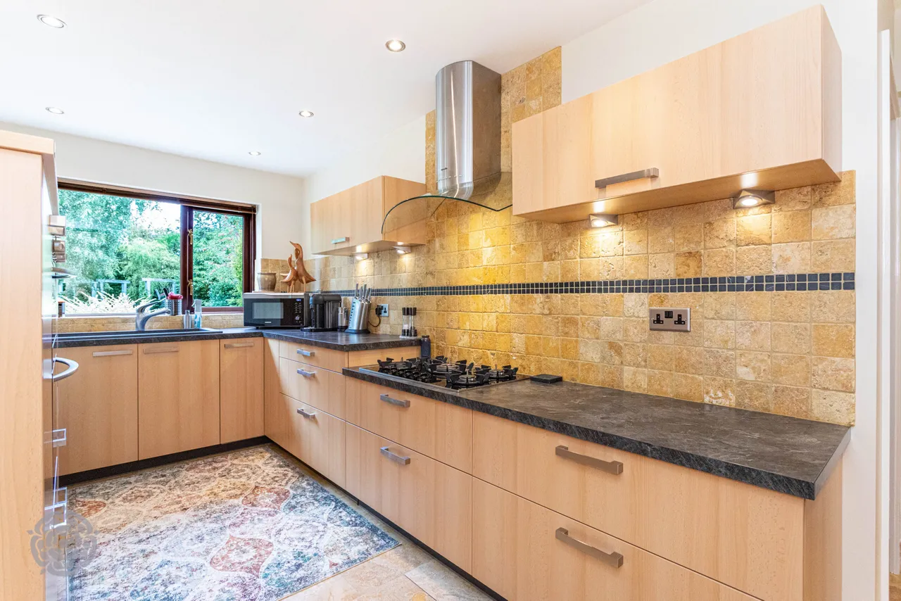 Claremont Road, Culcheth, Warrington, WA3 4NT, photo 14
