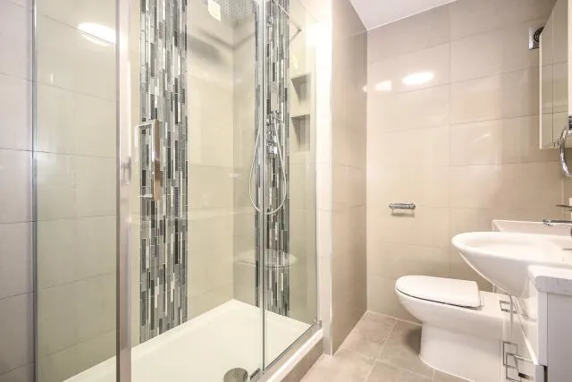 Myrtleside Close, Northwood, HA6, photo 9