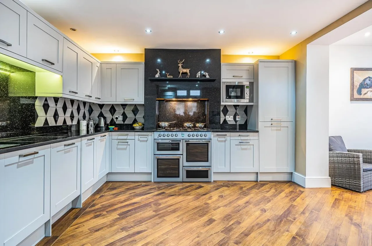 Winkworth Road, Banstead, SM7 2QR, photo 6