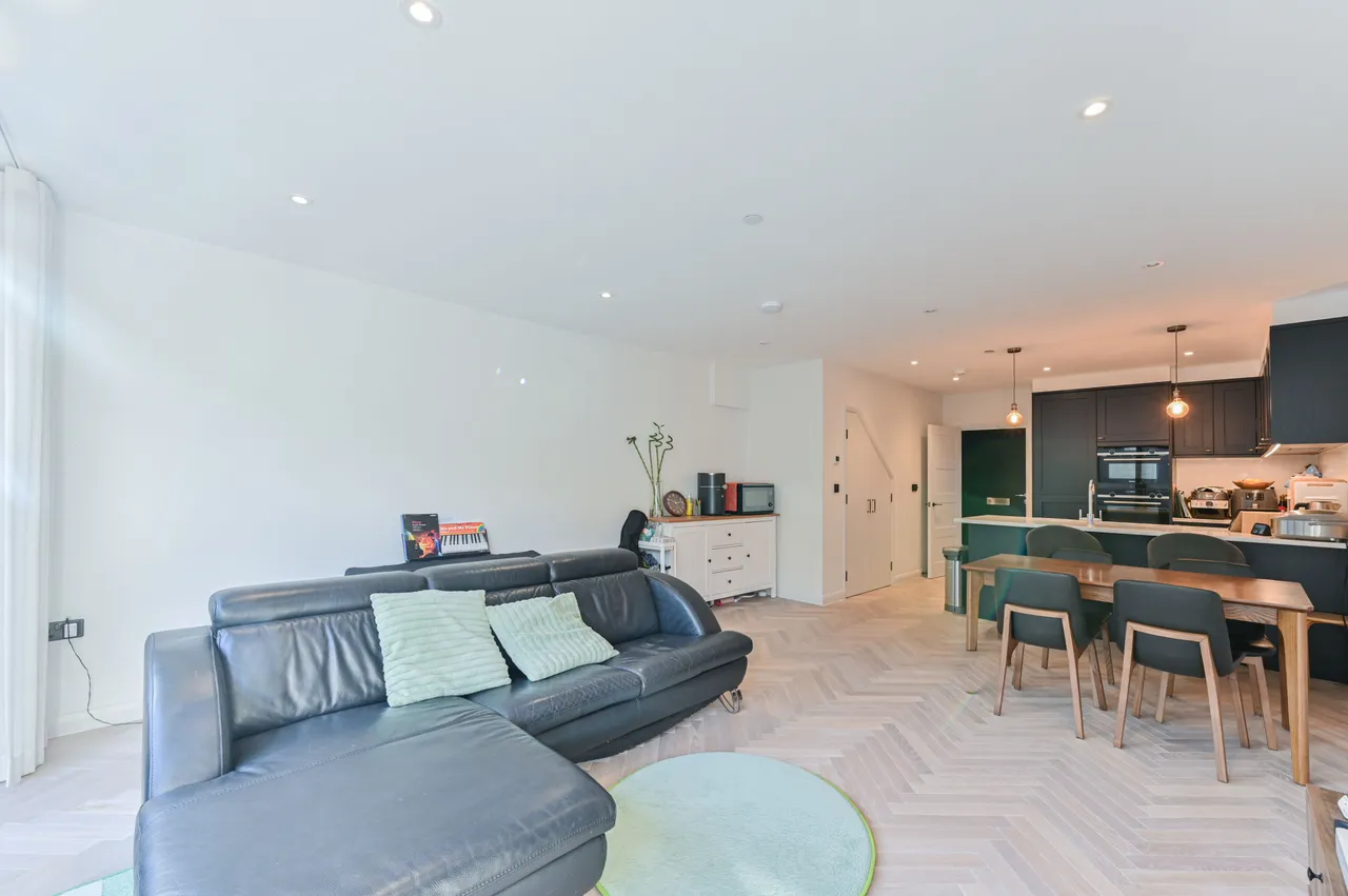 London, SW19, photo 7