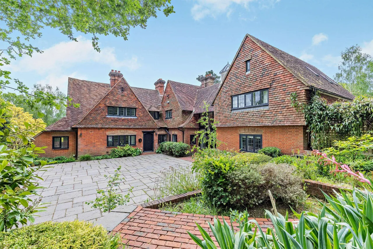 Ensfield Road, Leigh, Tonbridge, Kent, TN11 8RX, photo 2