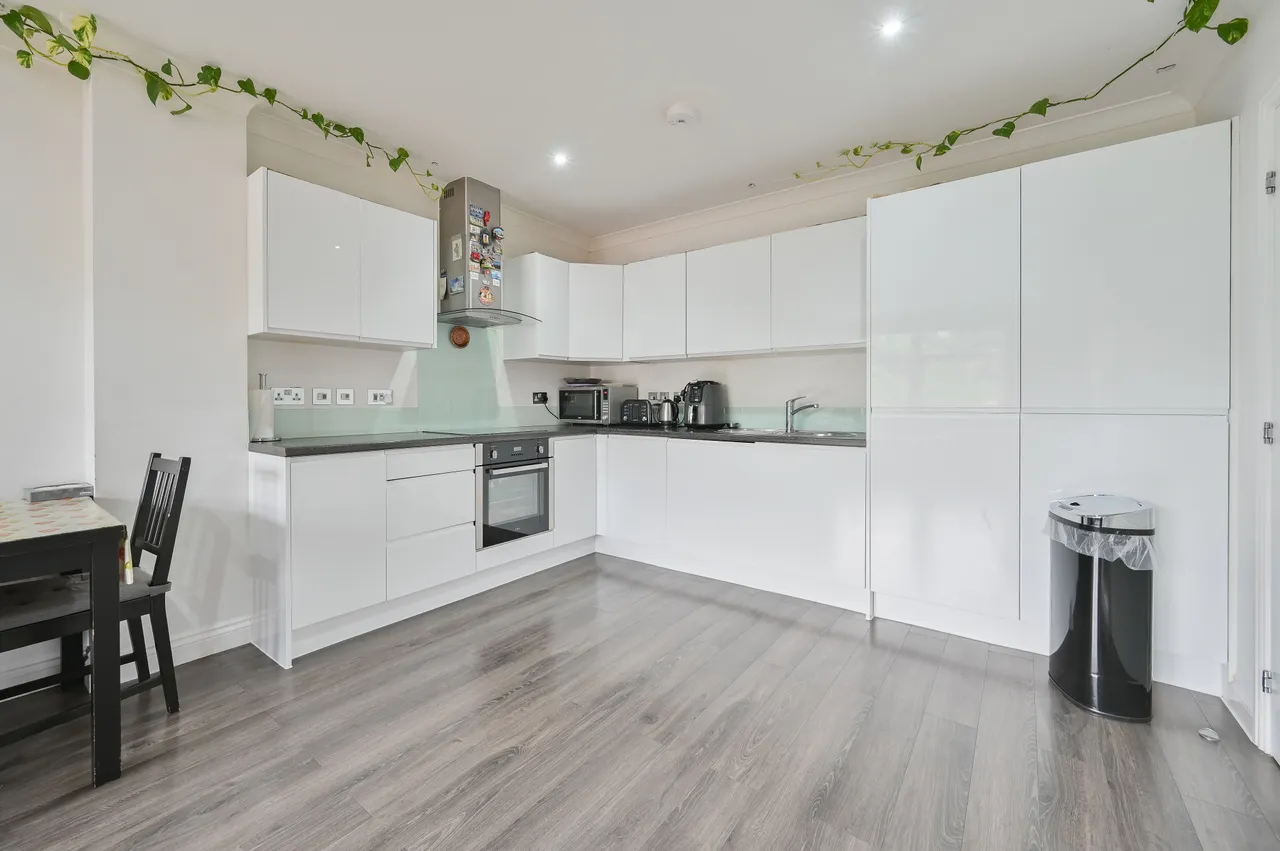 Flat 7, Sherbourne House, Harrow, photo 5