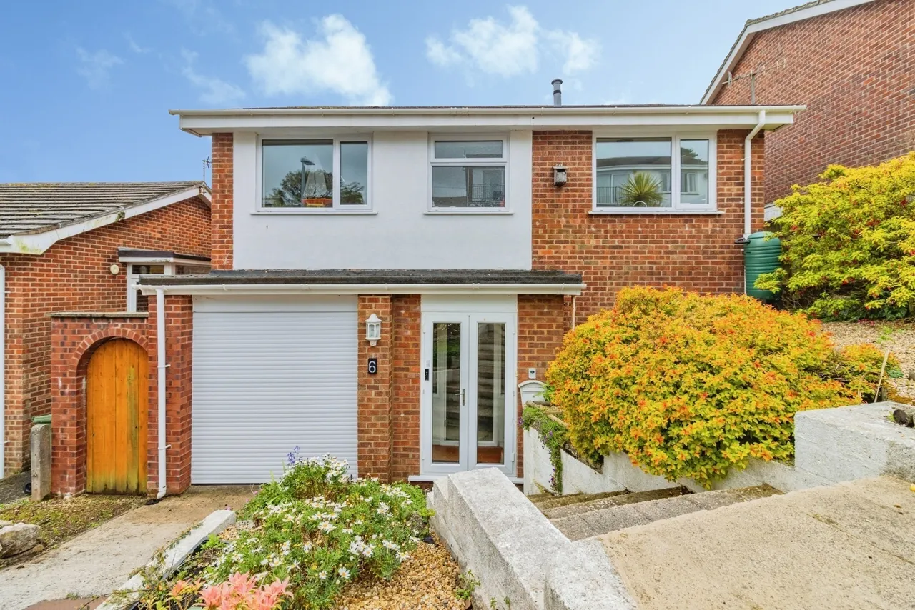 3 bed house for sale, Meadow Park, Dawlish, EX7