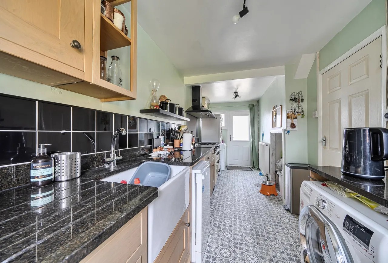 Beaufort Road, Gloucestershire, Yate, BS37 5DS, photo 11