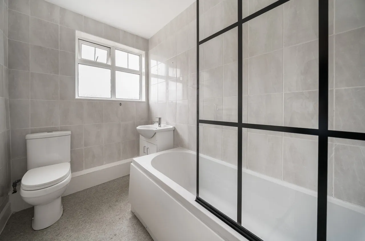 Waverley Road, London, SE25, photo 11