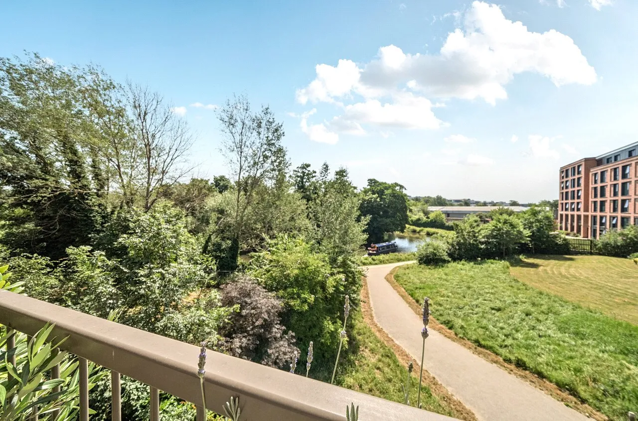 Walnut Tree Close, Guildford, GU1, photo 18