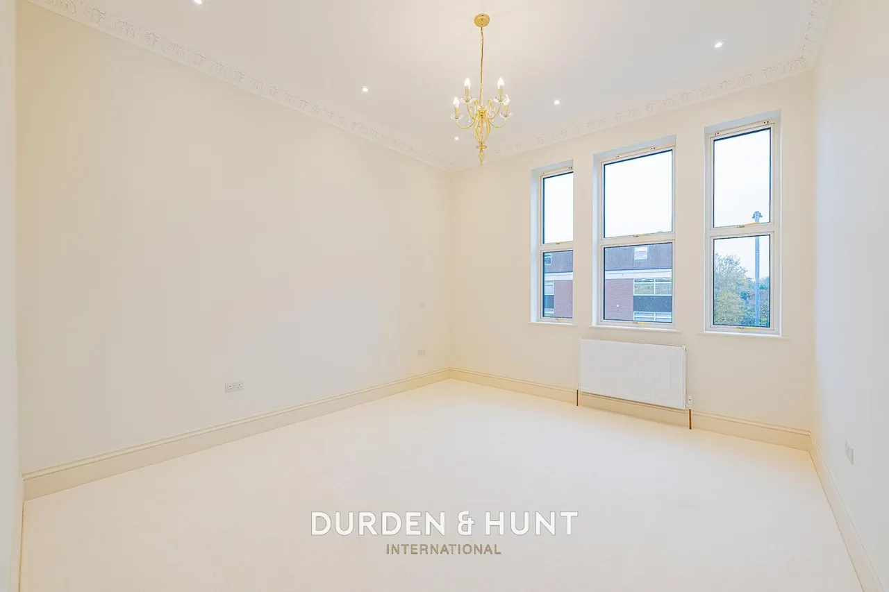 Palmerston Road, Buckhurst Hill, IG9, photo 23