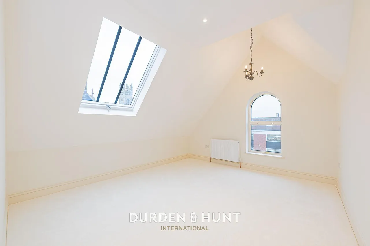 Palmerston Road, Buckhurst Hill, IG9, photo 35