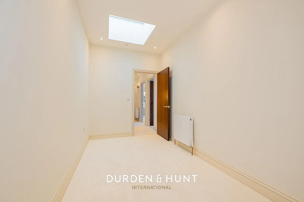 Palmerston Road, Buckhurst Hill, IG9, photo 42