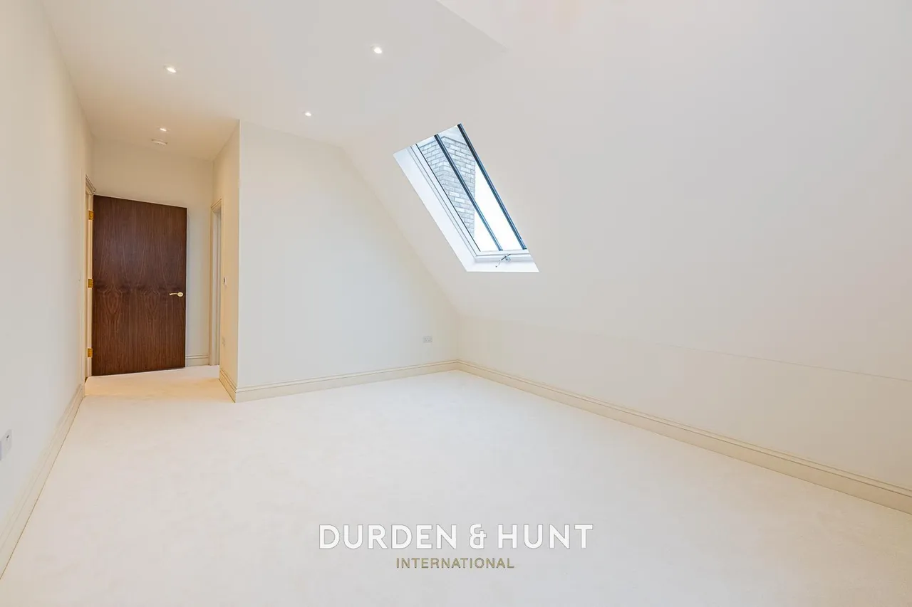 Palmerston Road, Buckhurst Hill, IG9, photo 36