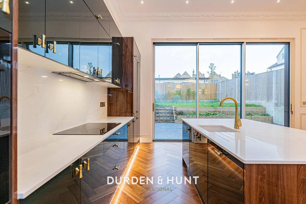 Palmerston Road, Buckhurst Hill, IG9, photo 7