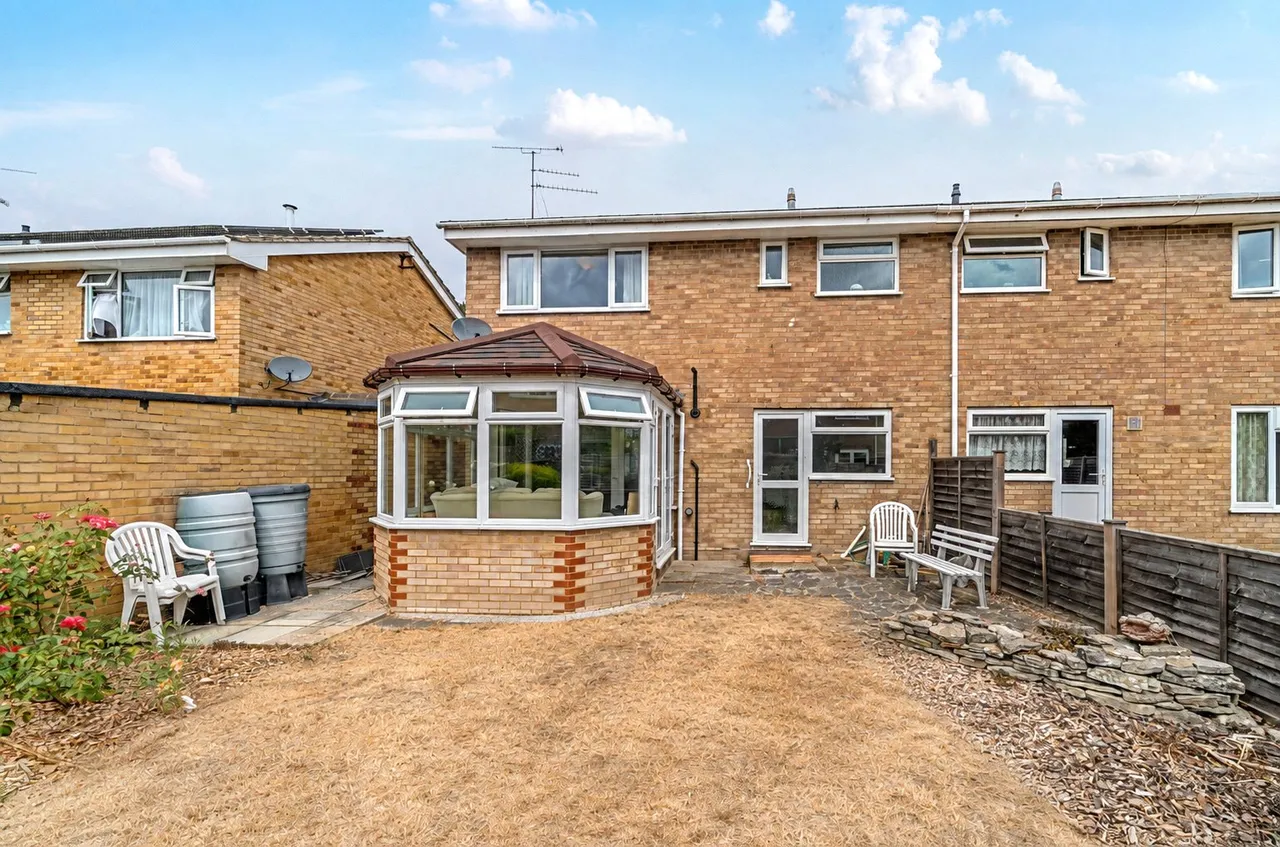 Sandy Lane, Farnborough, Hampshire, GU14 9JB, photo 17